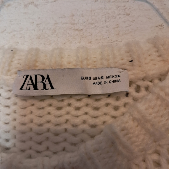Zara Womens Floral Embroidered Knit Sweater White Puff Sleeves Size Small - Picture 6 of 6